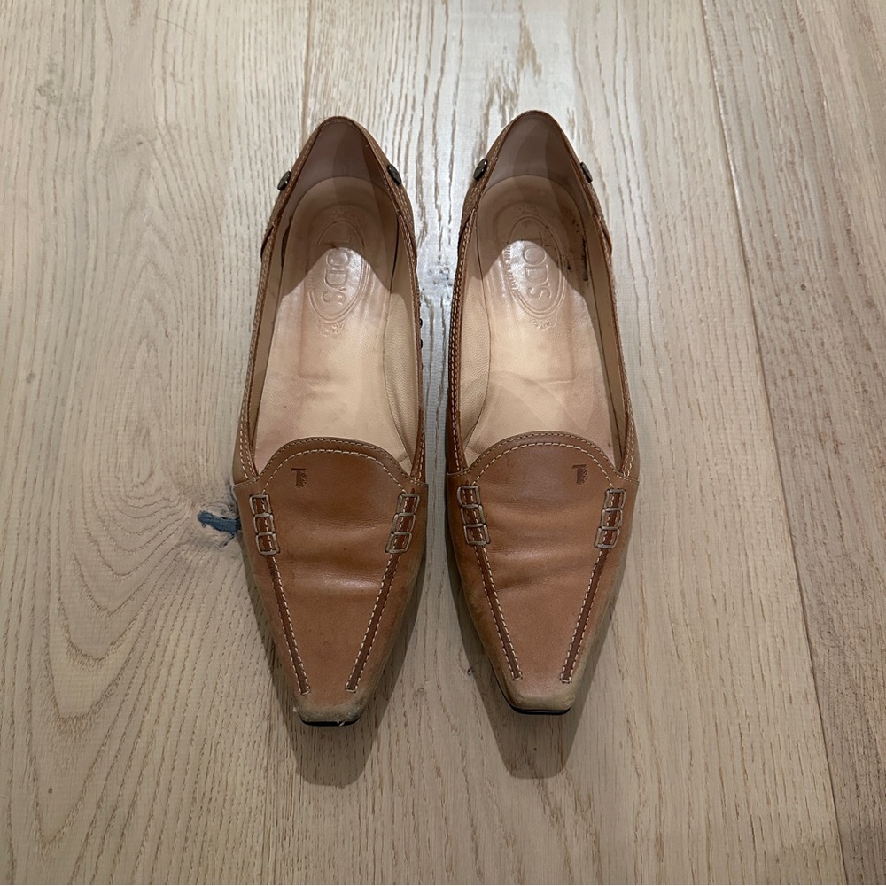 Tod’s tan leather loafers flats EU 38.5